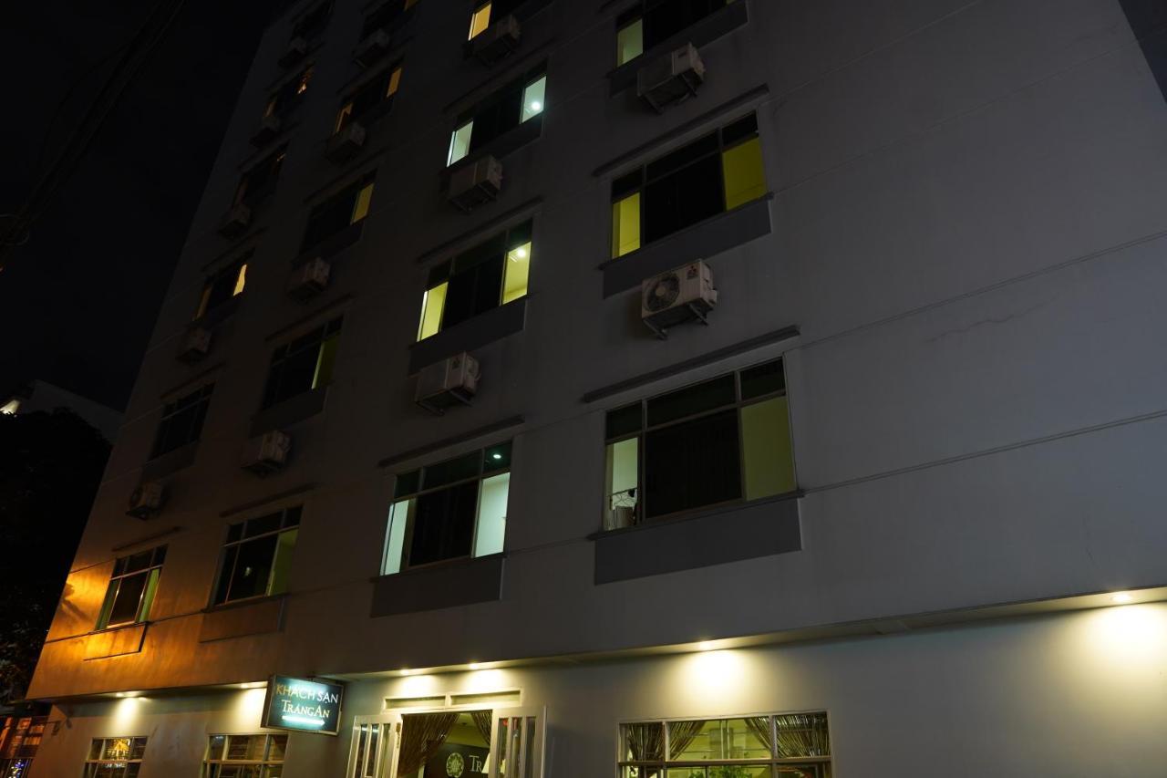 Trang An Hotel - 5 Minutes Landmark 81 Cidade de Ho Chi Minh Exterior foto