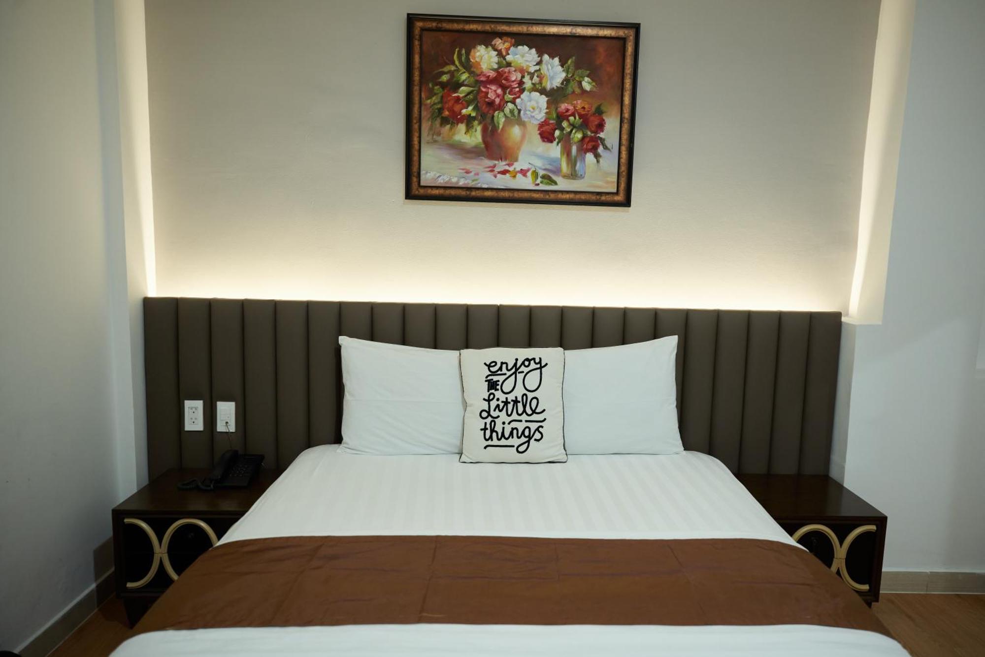 Trang An Hotel - 5 Minutes Landmark 81 Cidade de Ho Chi Minh Exterior foto